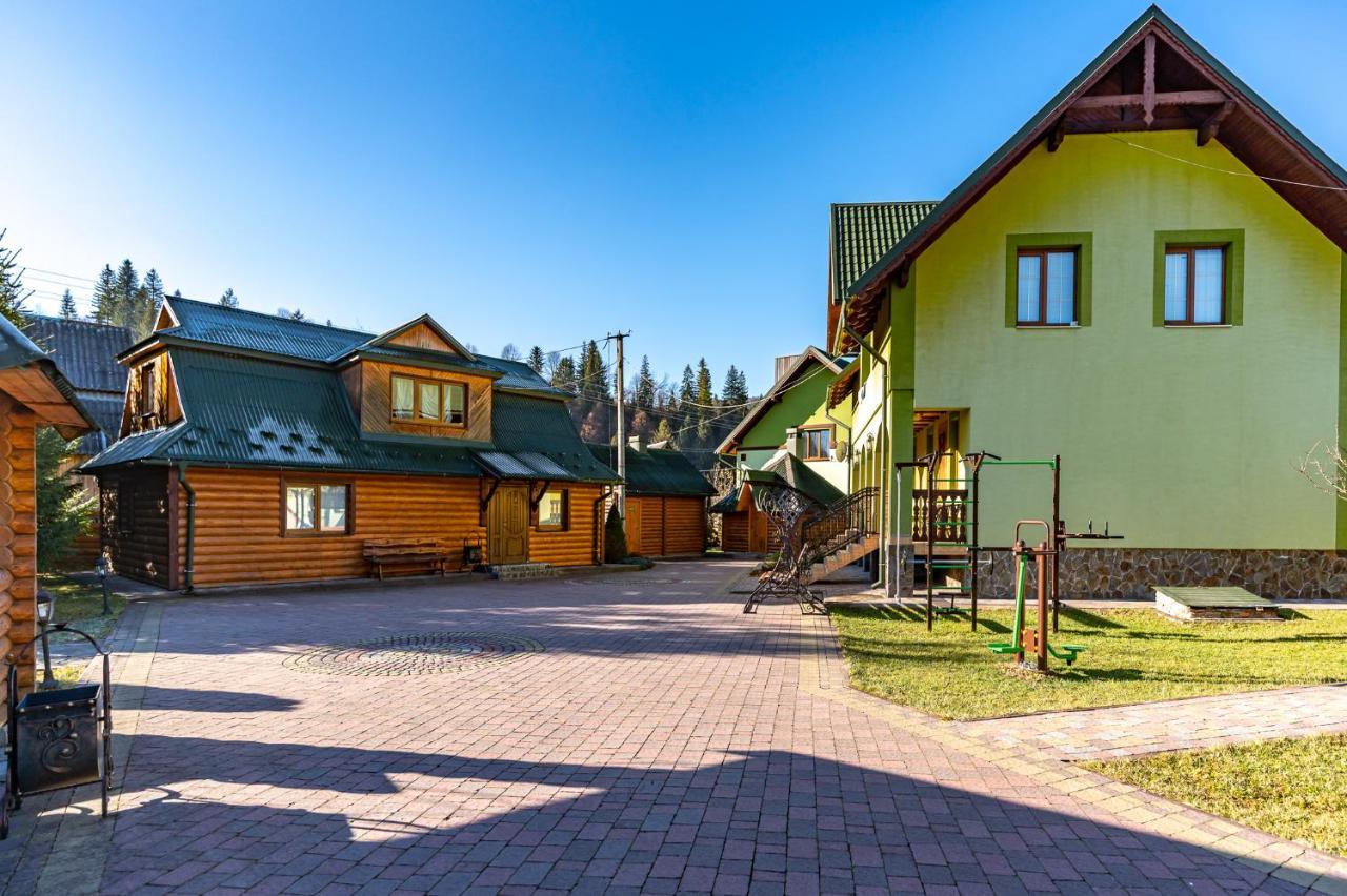 Emerald House Mykulychyn Eksteriør billede